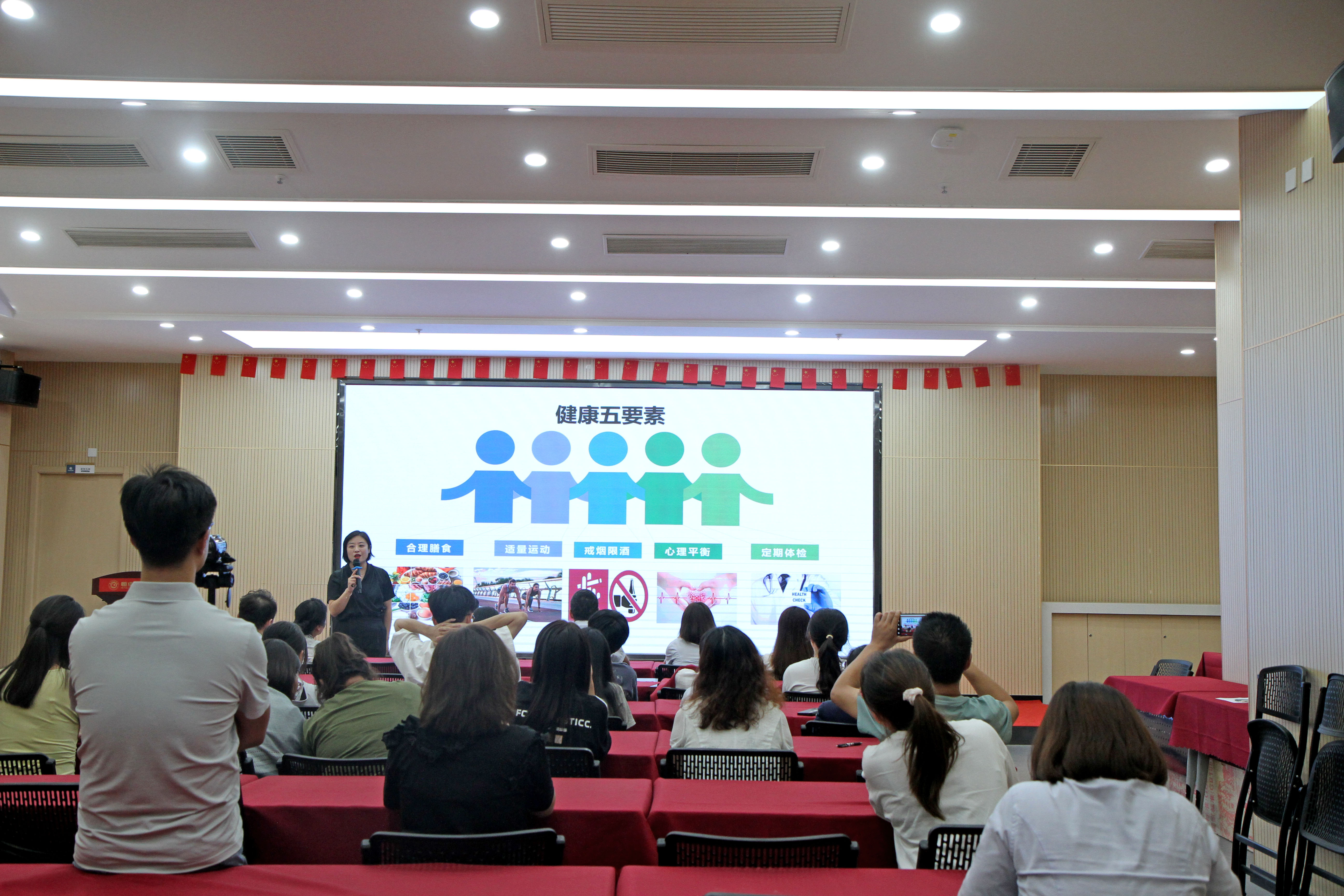 守護生命 你我同行集團組織開展急救措施及健康普及培訓 守護生命 你我同行集團組織開展急救措施及健康普及培訓